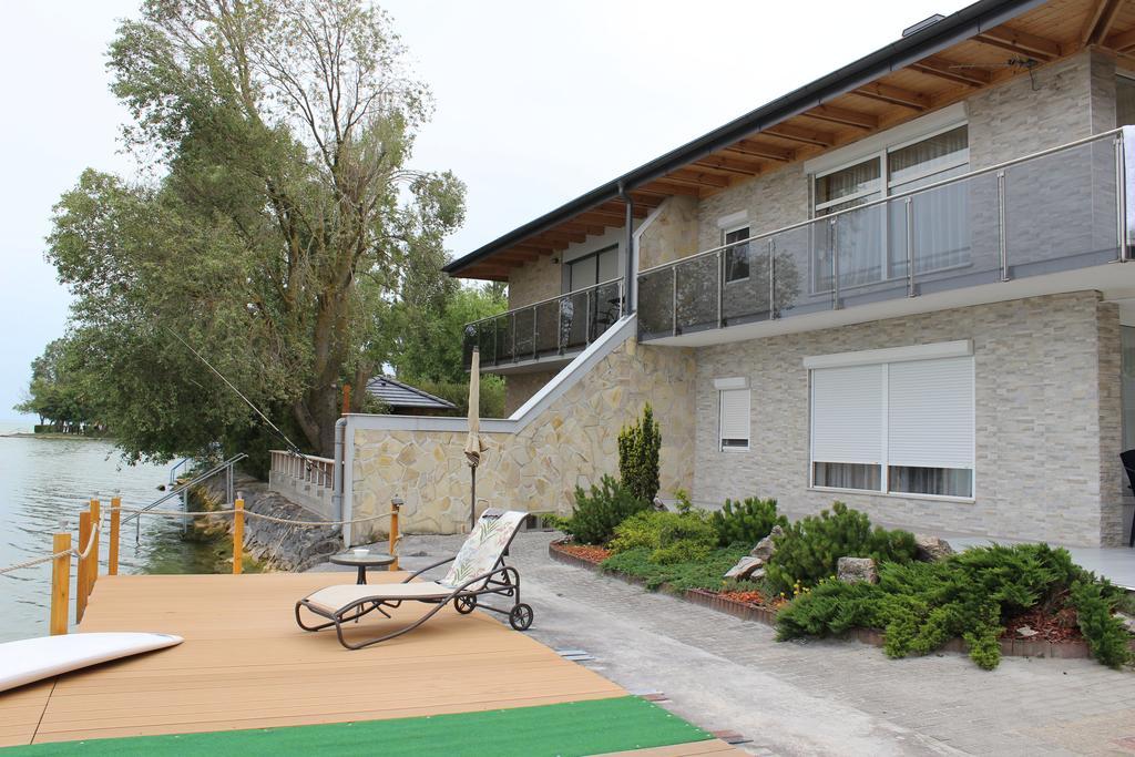 Parton Villa Apartments Fonyód Pokój zdjęcie